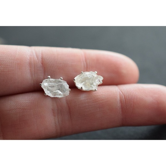 Sterling silver stud earrings, alternative diamond, uncut natural gemsto… - Picture 3 of 4